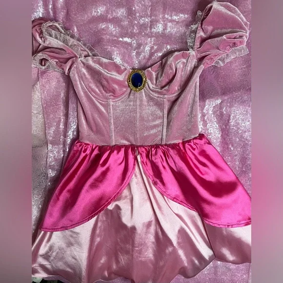 Dolls Kill | Other | Princess Peach Costume | Poshmark